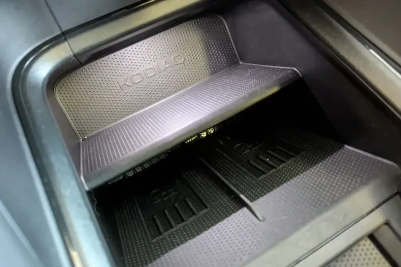 Skoda Kodiaq din 2025 cu 27.321 km - oferta SKO196776 - foto 25