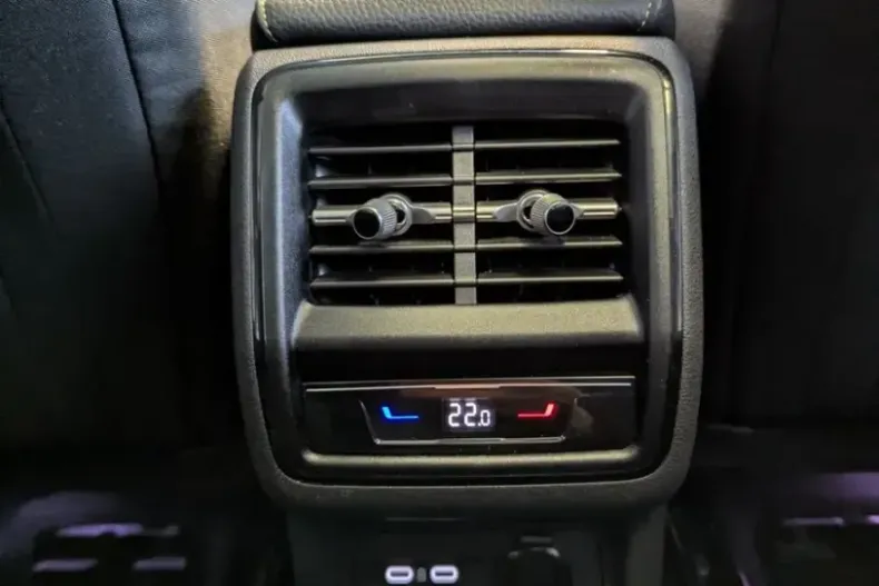 Skoda Kodiaq din 2025 cu 27.321 km - oferta SKO196776 - foto 27