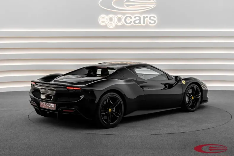 Ferrari 296 GTB din 2022 cu 7.000 km - oferta FER196778 - foto 7