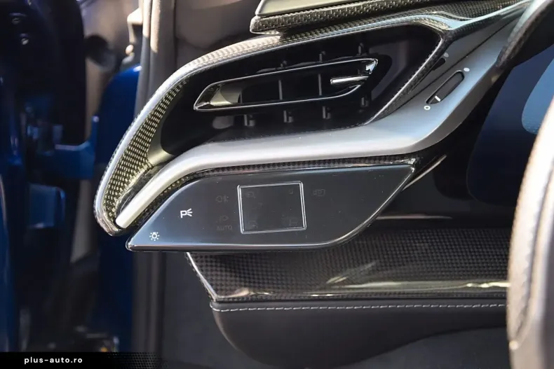 Ferrari SF90 din 2023 cu 8.250 km - oferta FER196779 - foto 14