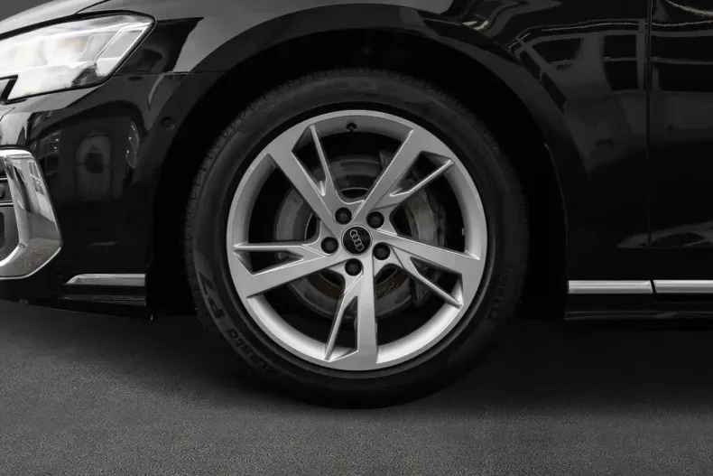 Audi A8 din 2023 cu 88.120 km - oferta AUD196780 - foto 5