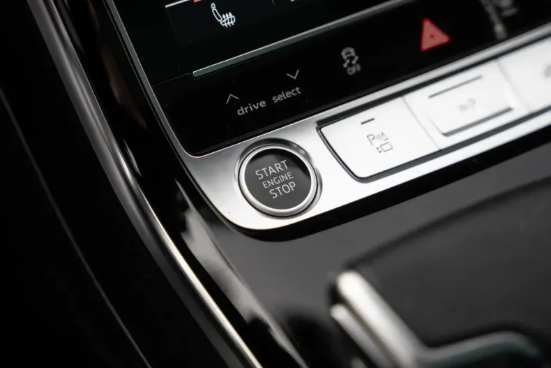 Audi A8 din 2023 cu 88.120 km - oferta AUD196780 - foto 25