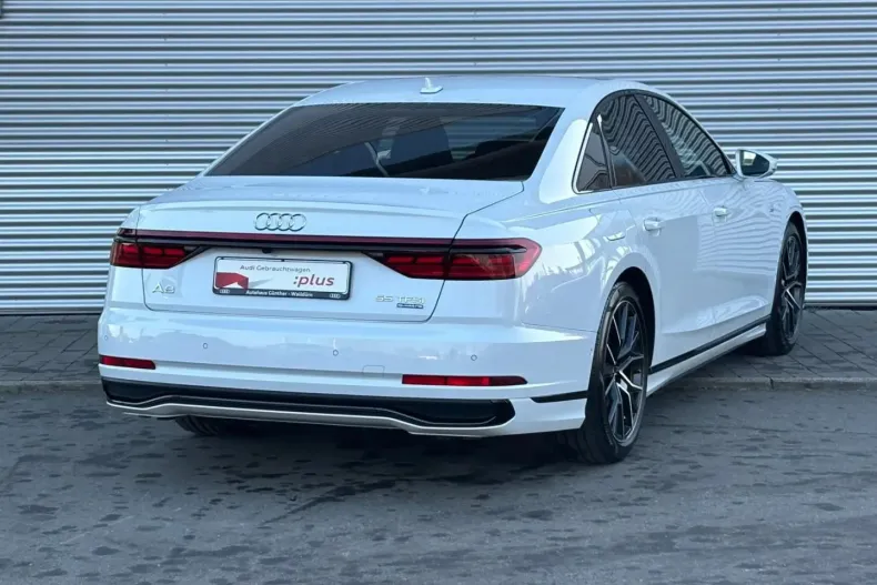 Audi A8 din 2022 cu 45.800 km - oferta AUD196785 - foto 4