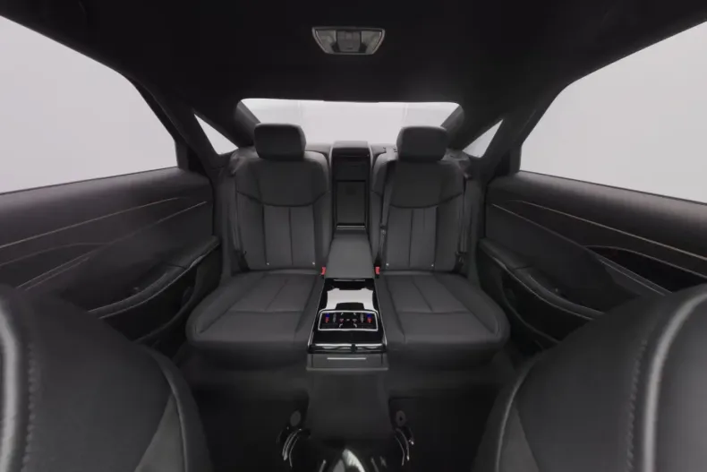 Audi A8 din 2022 cu 45.300 km - oferta AUD196786 - foto 4