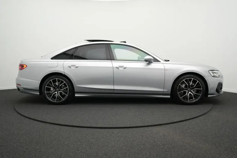 Audi A8 din 2022 cu 45.300 km - oferta AUD196786 - foto 10