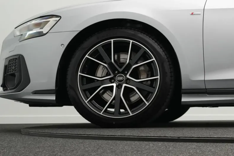 Audi A8 din 2022 cu 45.300 km - oferta AUD196786 - foto 28