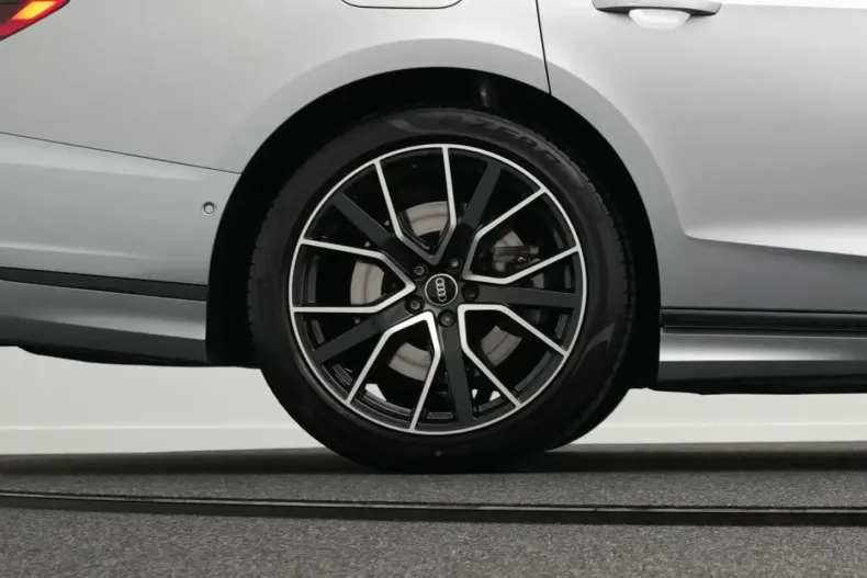 Audi A8 din 2022 cu 45.300 km - oferta AUD196786 - foto 30