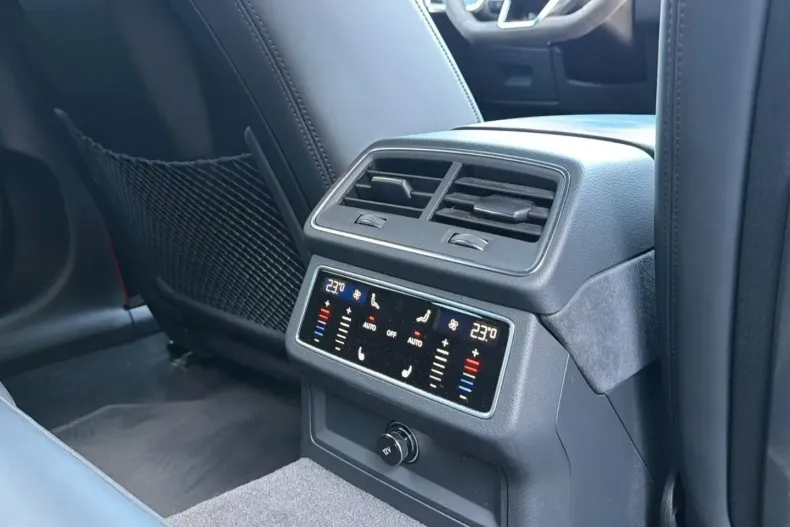 Audi RS6 din 2023 cu 37.938 km - oferta AUD196787 - foto 26