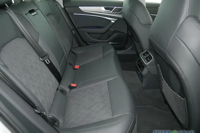 Audi RS6 din 2022 cu 76.398 km - oferta AUD196789 - foto 5