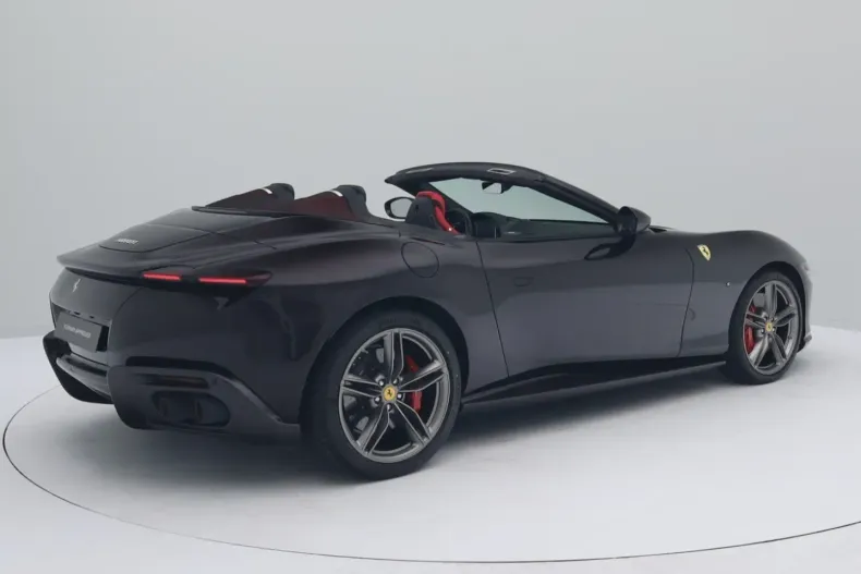 Ferrari Roma din 2023 cu 3.963 km - oferta FER196796 - foto 8