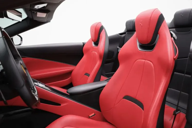 Ferrari Roma din 2023 cu 3.963 km - oferta FER196796 - foto 19