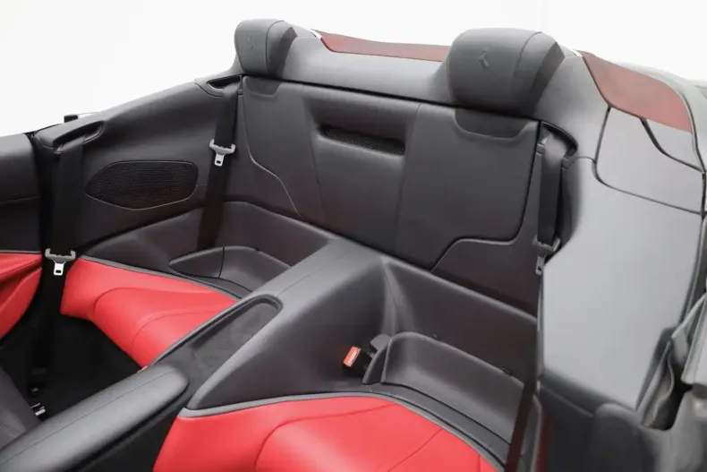 Ferrari Roma din 2023 cu 3.963 km - oferta FER196796 - foto 20