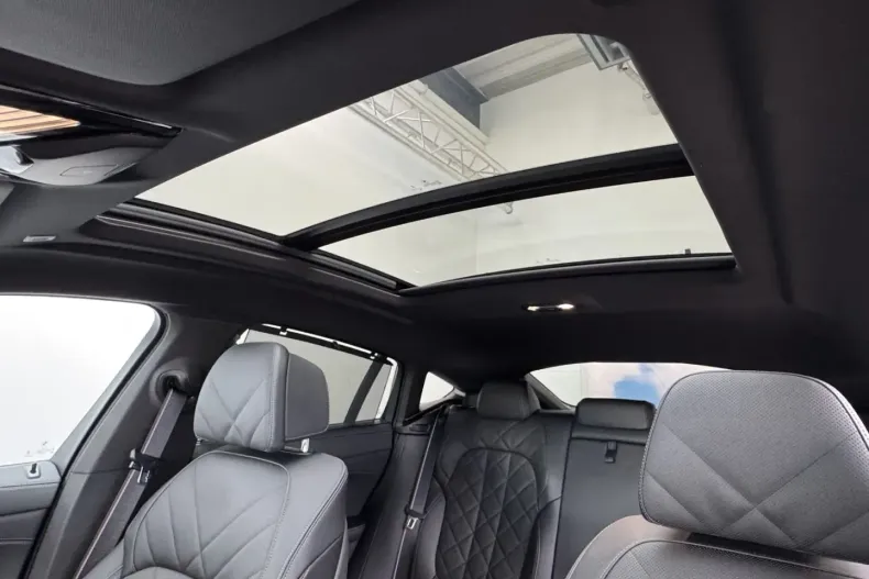 BMW X6 (Seria X) din 2025 cu 8.260 km - oferta BMW196797 - foto 14