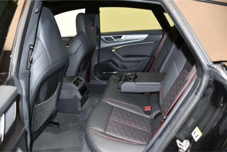 Audi RS7 din 2025 cu 17.819 km - oferta AUD196799 - foto 13