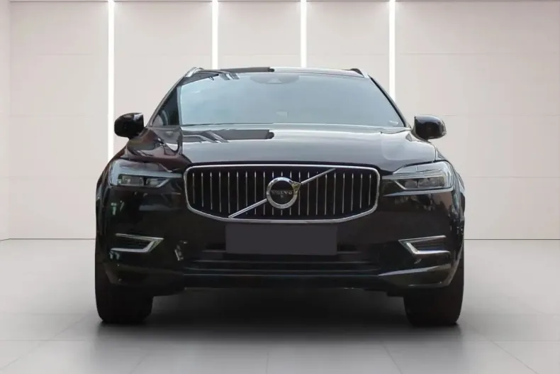 Volvo XC60 din 2021 cu 66.100 km - oferta VOL196802 - foto 2