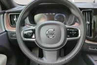 Volvo XC60 din 2021 cu 66.100 km - oferta VOL196802 - foto 13