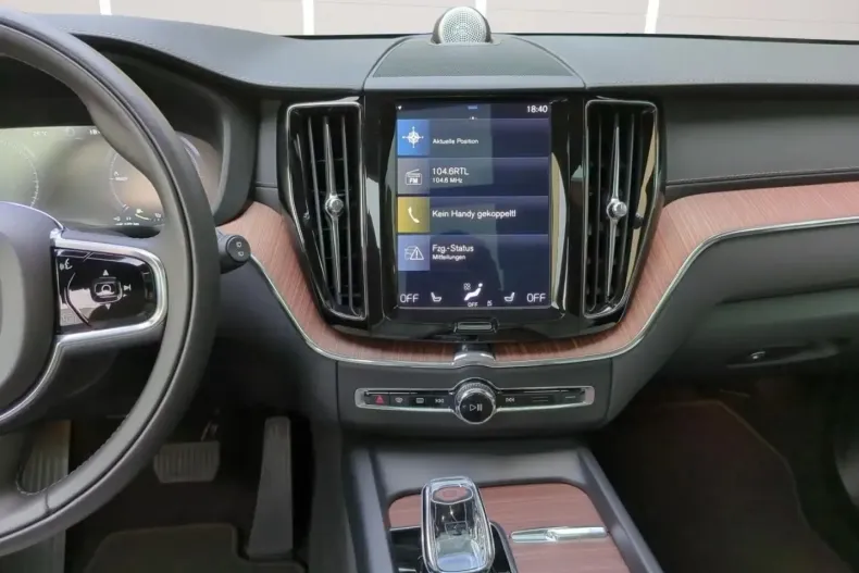 Volvo XC60 din 2021 cu 66.100 km - oferta VOL196802 - foto 15