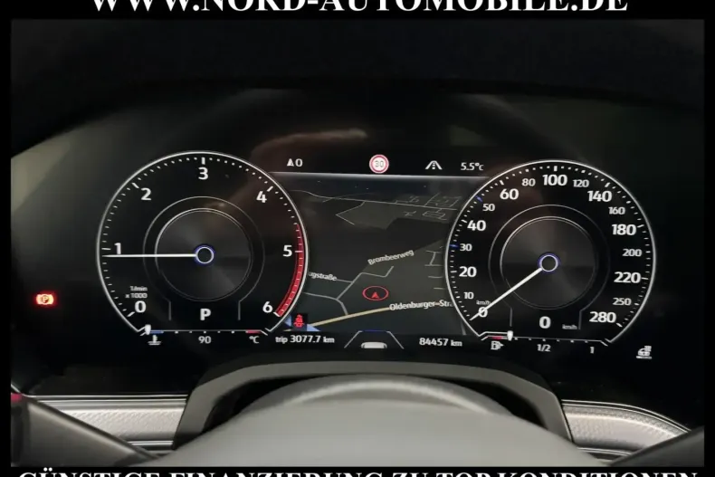Volkswagen Touareg din 2023 cu 84.407 km - oferta VOL196803 - foto 25