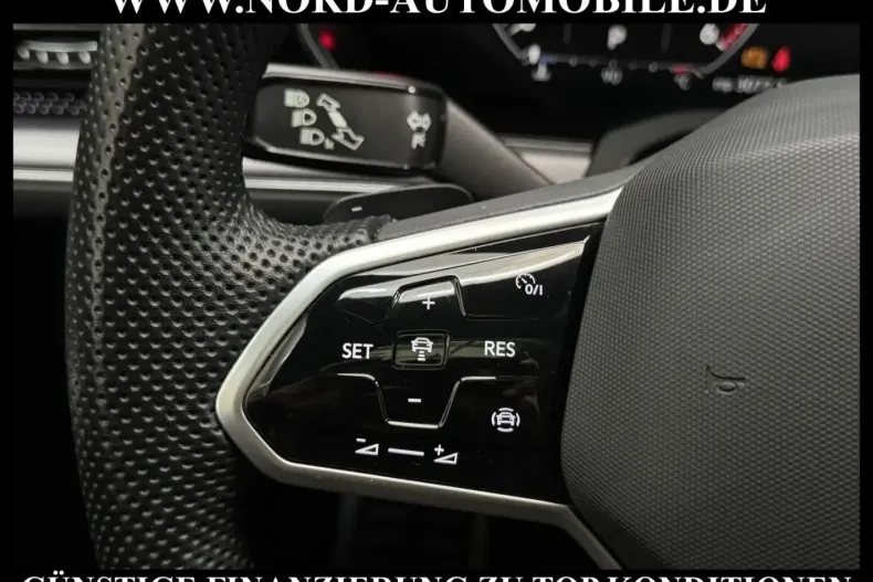 Volkswagen Touareg din 2023 cu 84.407 km - oferta VOL196803 - foto 29