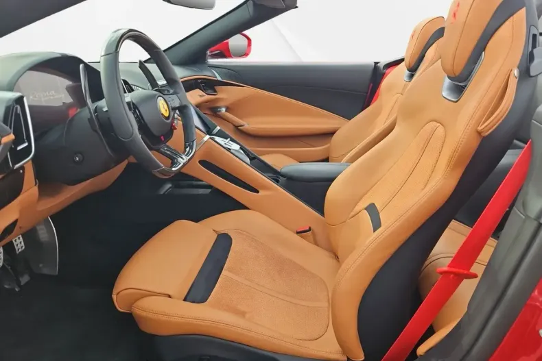 Ferrari Roma din 2025 cu 1.531 km - oferta FER196809 - foto 17