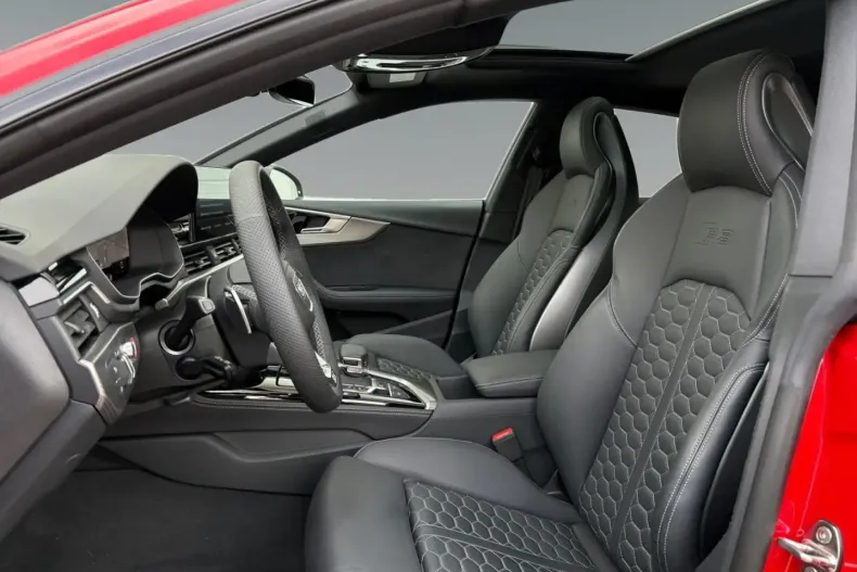 Audi RS5 din 2024 cu 8.810 km - oferta AUD196812 - foto 6