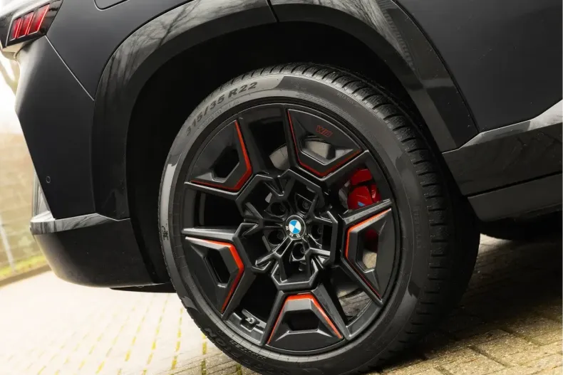 BMW XM (Seria X) din 2024 cu 80.413 km - oferta BMW196815 - foto 13