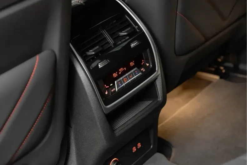 BMW XM (Seria X) din 2024 cu 80.413 km - oferta BMW196815 - foto 28