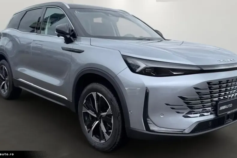 BAIC Beijing X75 din 2026 cu 25 km - oferta BAI196817 - foto 3