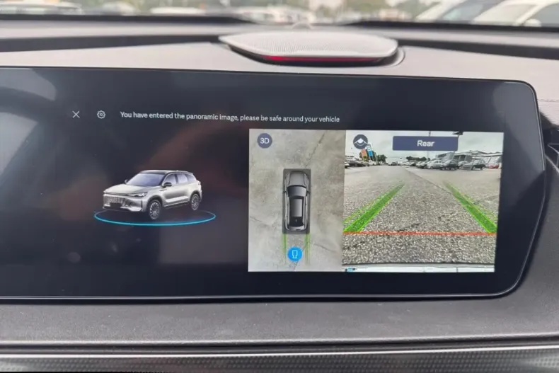 BAIC Beijing X75 din 2026 cu 25 km - oferta BAI196817 - foto 12