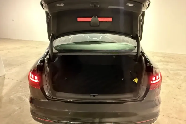 Audi A4 din 2022 cu 61.000 km - oferta AUD196818 - foto 21