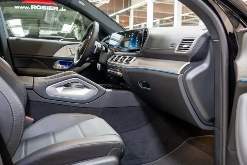 Mercedes-Benz GLE 300 (Clasa GLE) din 2025 cu 14.500 km - oferta MER196822 - foto 5