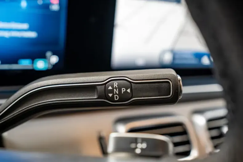 Mercedes-Benz GLE 300 (Clasa GLE) din 2025 cu 14.500 km - oferta MER196822 - foto 11