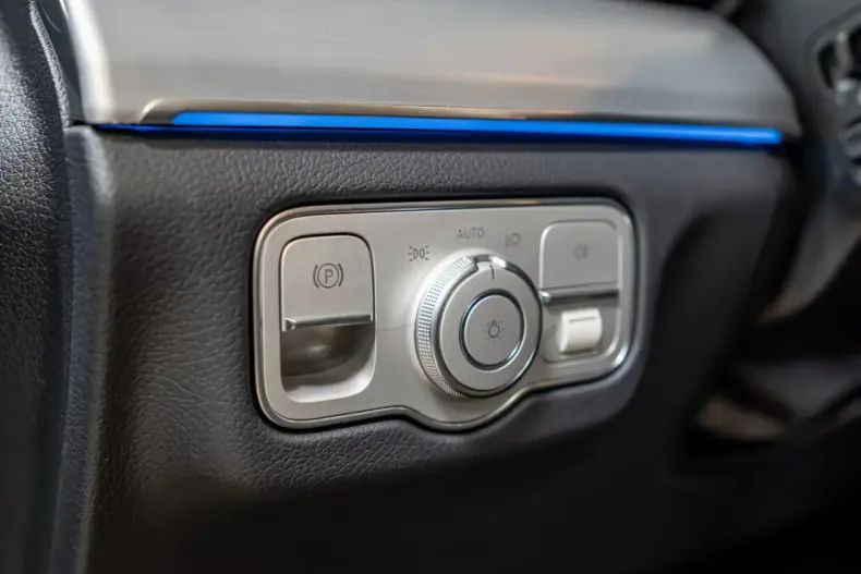 Mercedes-Benz GLE 300 (Clasa GLE) din 2025 cu 14.500 km - oferta MER196822 - foto 13