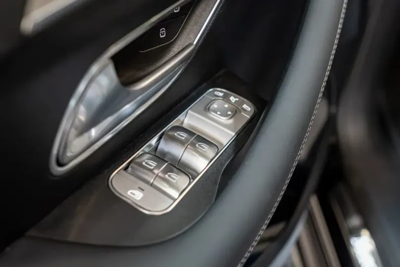 Mercedes-Benz GLE 300 (Clasa GLE) din 2025 cu 14.500 km - oferta MER196822 - foto 16