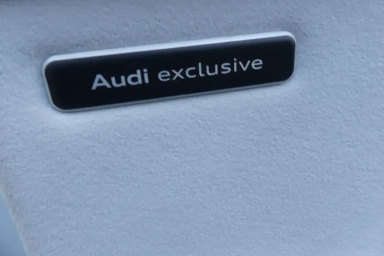 Audi RSQ8 din 2023 cu 14.432 km - oferta AUD196823 - foto 6