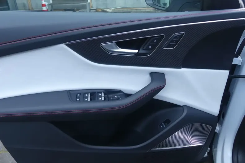 Audi RSQ8 din 2023 cu 14.432 km - oferta AUD196823 - foto 31