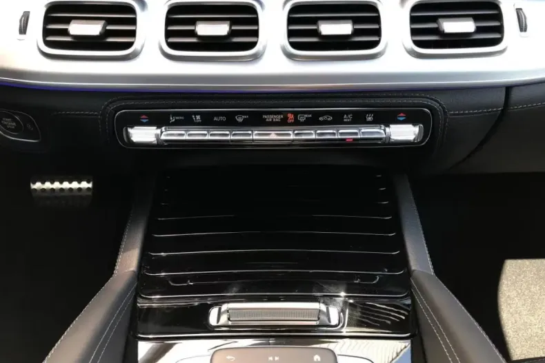 Mercedes-Benz GLE 53 AMG (Clasa GLE) din 2023 cu 35.251 km - oferta MER196827 - foto 10