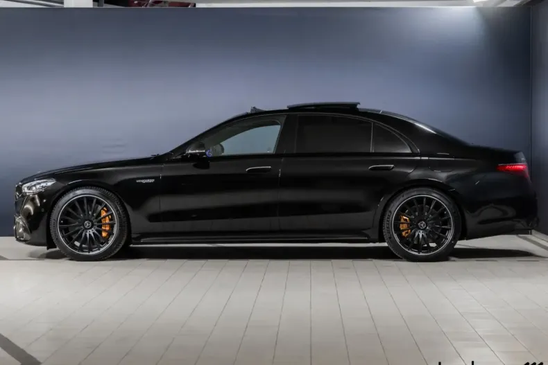 Mercedes-Benz S 63 AMG (Clasa S) din 2024 cu 4.649 km - oferta MER196829 - foto 3