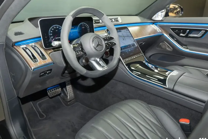 Mercedes-Benz S 63 AMG (Clasa S) din 2024 cu 4.649 km - oferta MER196829 - foto 10