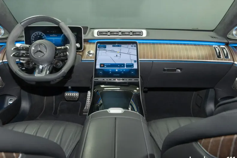 Mercedes-Benz S 63 AMG (Clasa S) din 2024 cu 4.649 km - oferta MER196829 - foto 20