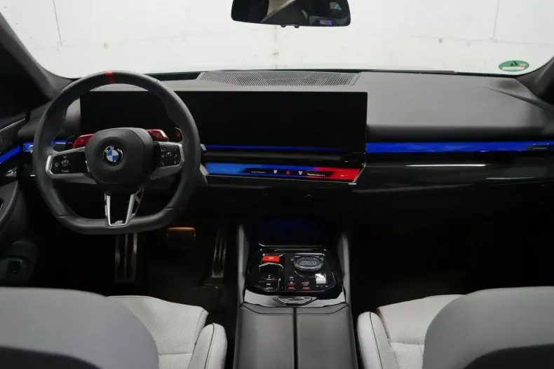BMW M5 (Seria 5) din 2025 cu 16.800 km - oferta BMW196830 - foto 9