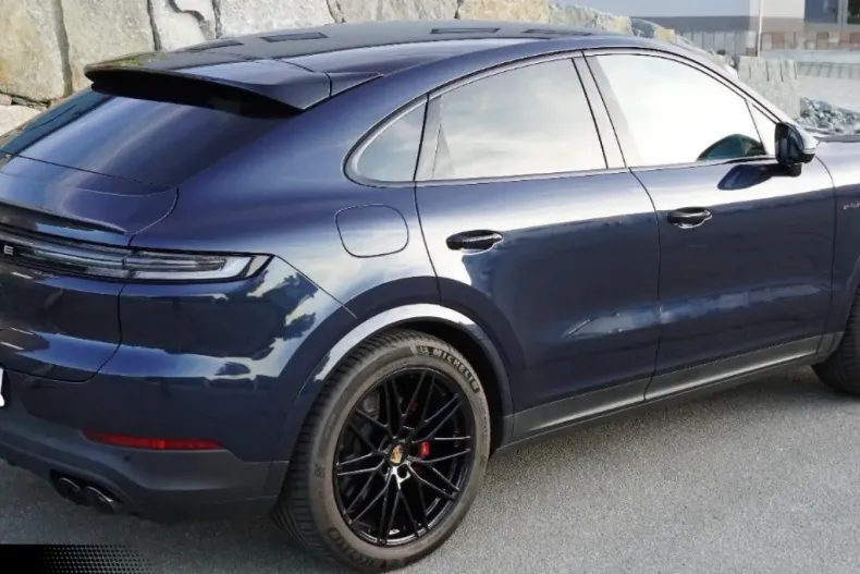 Porsche Cayenne din 2024 cu 21.000 km - oferta POR196832 - foto 3