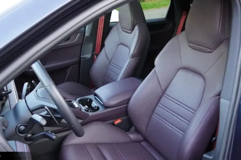 Porsche Cayenne din 2024 cu 21.000 km - oferta POR196832 - foto 6