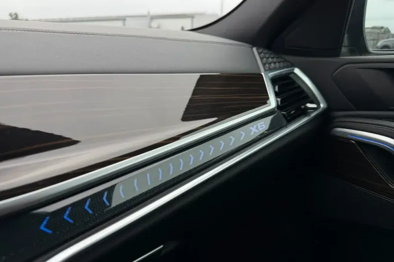 BMW X6 (Seria X) din 2024 cu 52.526 km - oferta BMW196835 - foto 27