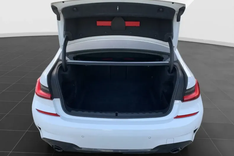 BMW 318i (Seria 3) din 2022 cu 60.809 km - oferta BMW196836 - foto 13