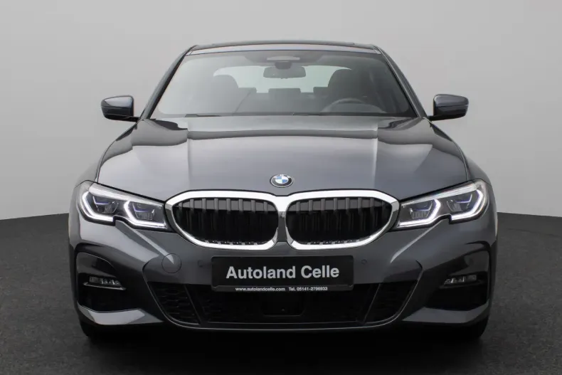 BMW 330 (Seria 3) din 2022 cu 49.999 km - oferta BMW196837 - foto 1