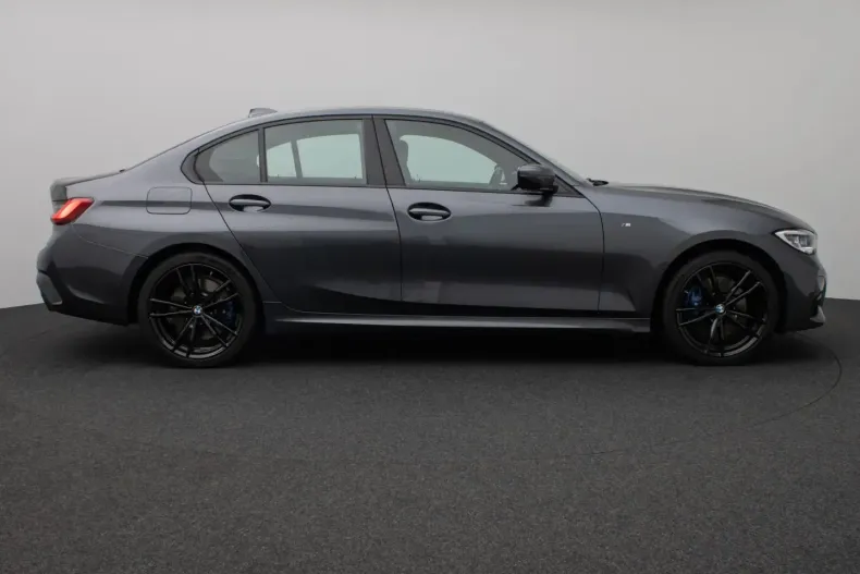 BMW 330 (Seria 3) din 2022 cu 49.999 km - oferta BMW196837 - foto 4