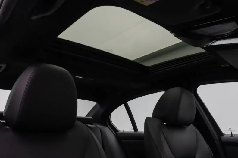 BMW 330 (Seria 3) din 2022 cu 49.999 km - oferta BMW196837 - foto 29