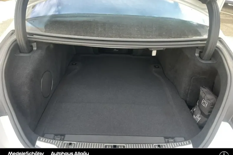 Mercedes-Benz S 63 AMG (Clasa S) din 2024 cu 10.784 km - oferta MER196838 - foto 5