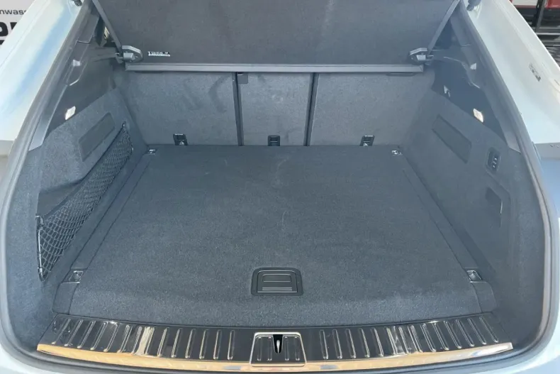 Porsche Cayenne din 2024 cu 15.200 km - oferta POR196843 - foto 16